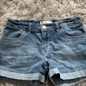 Girls Levi’s Denim shorts